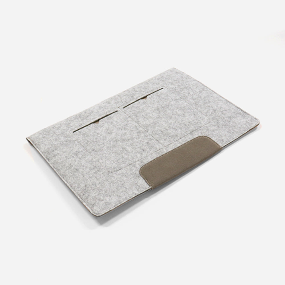 Miss Kitty Laptop Sleeve 15"